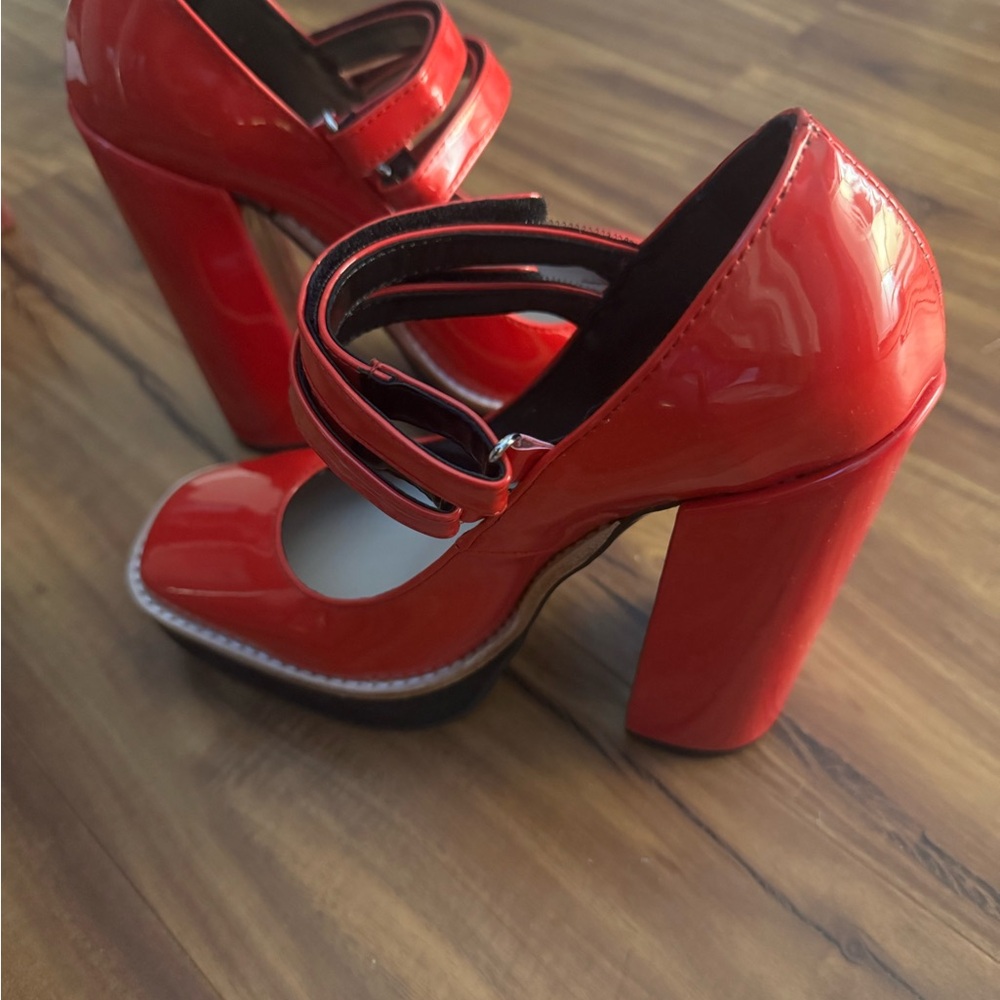 YDN Red Patent Leather Block Heels - Picture 7 of 13